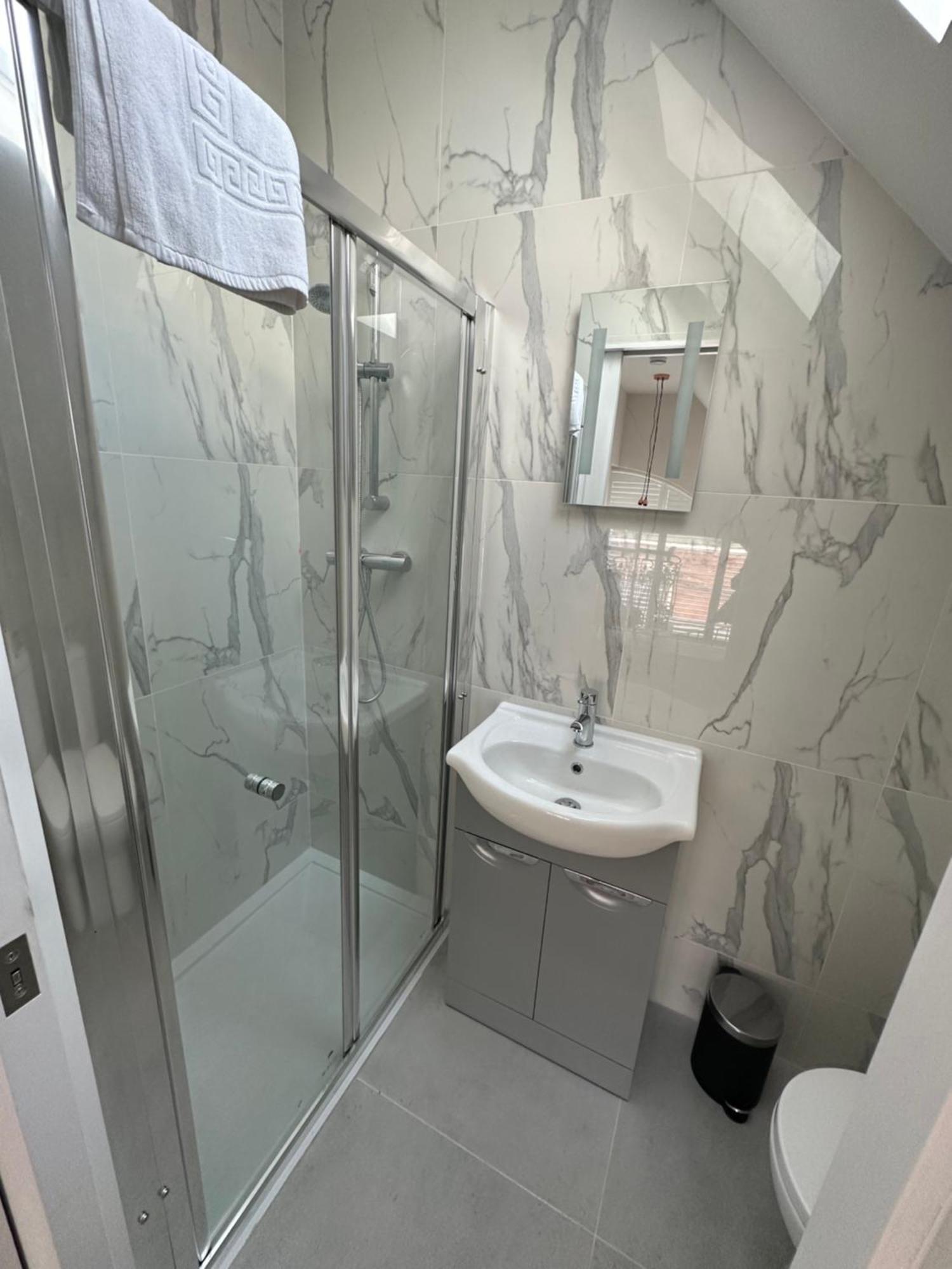 Winchester Street Apartments By Urban Abode Basingstoke Extérieur photo