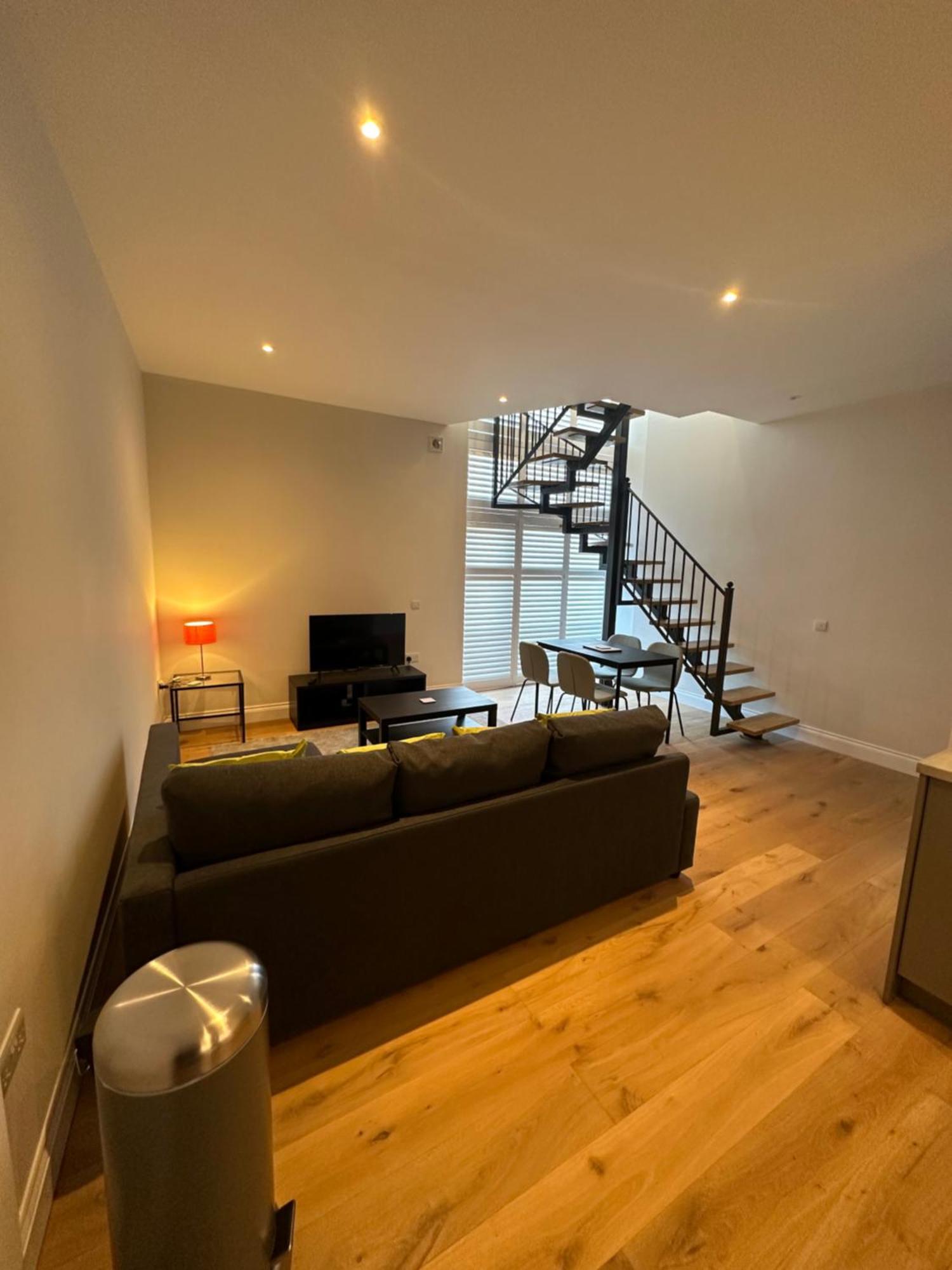 Winchester Street Apartments By Urban Abode Basingstoke Extérieur photo